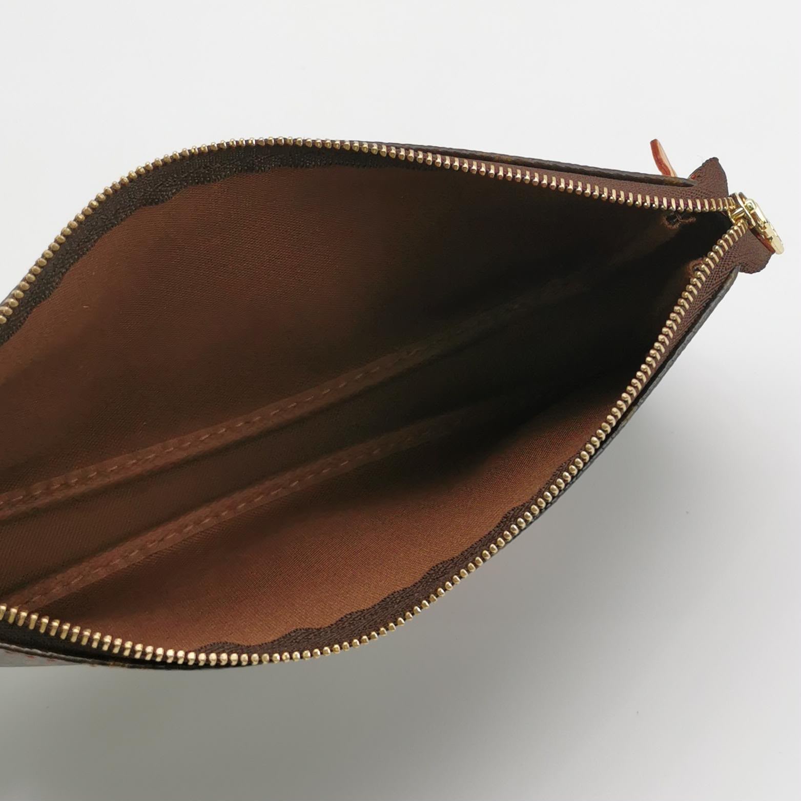 Louis Vuitton Pochette Accessoires – Cherry Monogram