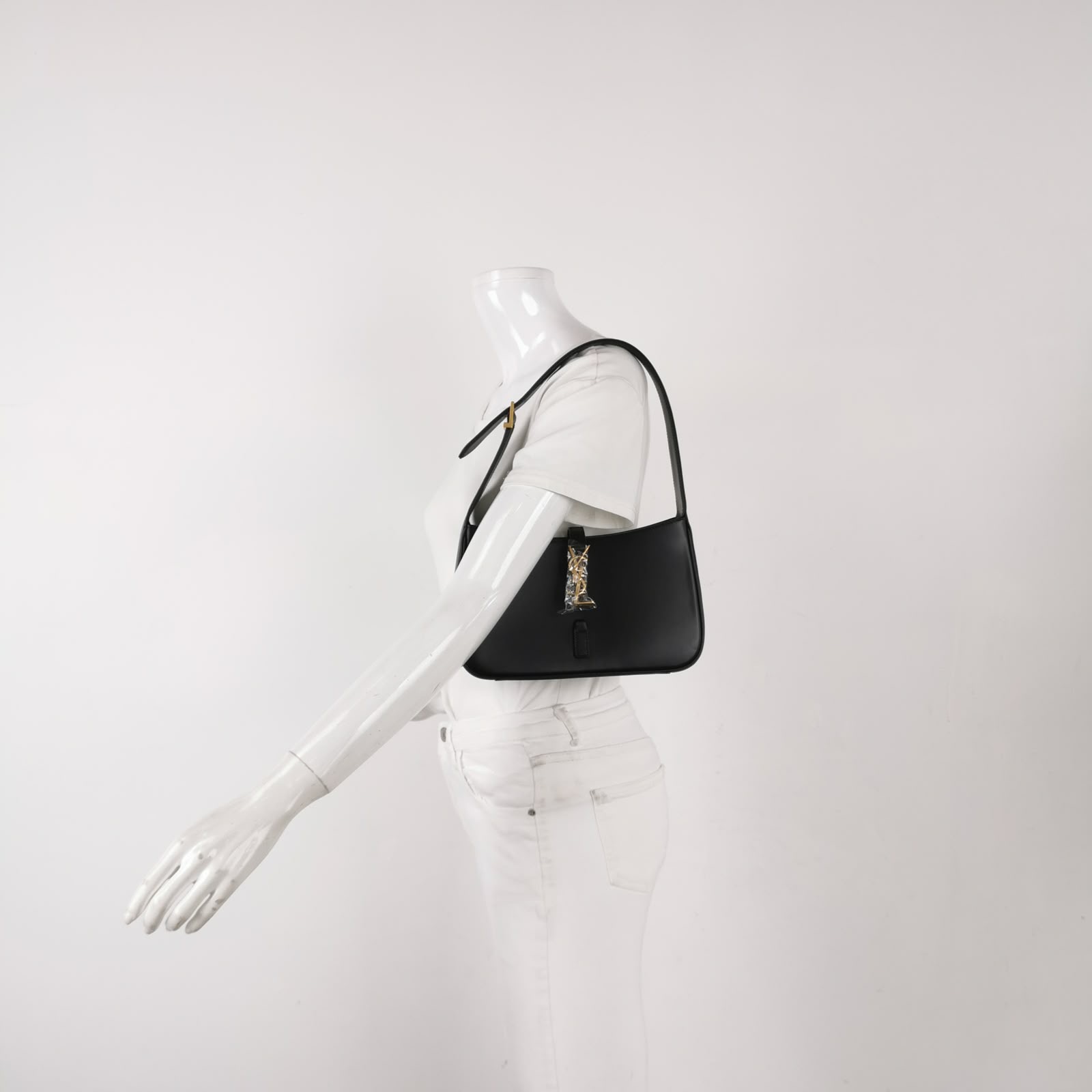 Saint Laurent LE 5 À 7 YSL